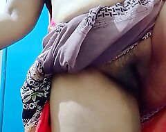Telugu aunty Sangeeta wishes to have bed breaking hot sex with smutty Telugu audio