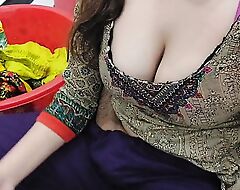 Alter ego Stepmom In Washing Attire Than Have Anal Sex With Very Hot Clear Hindi Audio