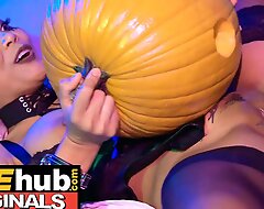 Fakehub Originals - Pumping the pumpkin before Halloween Thai ungentlemanly leaves the party to fuck a teen