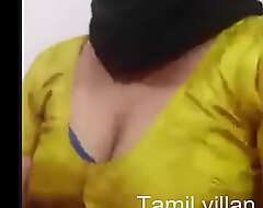 tamil item aunty showing her nude body with dance