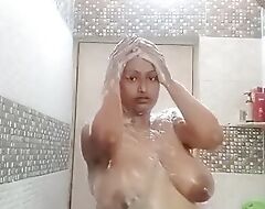 Suchi 3 - episode 3, Sexy Suchi is here again - Inside BATHROOM