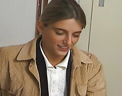 young brunette 21 years grey stript vor der kamera beim casting