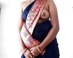 Tamil wife Swetha blouse less saree show