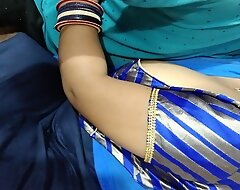 Desi sexy aunty girl over-stimulation beguilement romance with about x boyfriend.