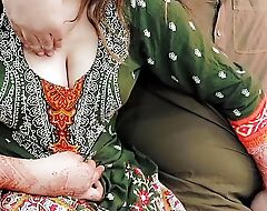 Pakistani Aunty Big Boobs Milking Than Having Anal Sex With Clear Hindi Audio