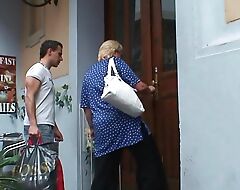 Honcho blonde granny pleases young guy for help