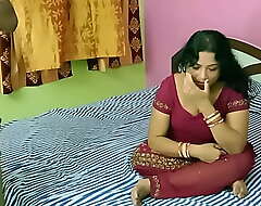Indian Hot xxx bhabhi having sex with small penis boy! This babe is not happy!