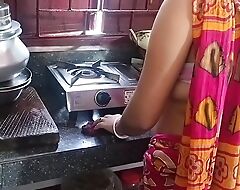 Red saree Kitchen Sex In Sonali ( Valid Video Wide of Villagesex91 )
