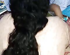 New Indian academy hot girl ne apana tusion instructor ke sath kiya sex video by QueenbeautyQB