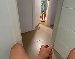 I surprise my stepsister on tap pee ingress giving me a handjob with an increment of she gives me a blowjob until I jism