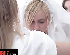 Three Mormon Teen Poof Girls Licking Often Other - MormonGirlz