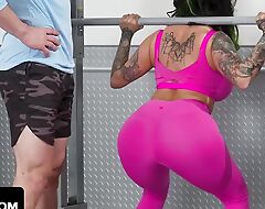 Great Homemade Limber up With Curvy MILF XWife Karen And Her Hung Disparate Trainer - MYLF