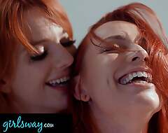GIRLSWAY - Redhead Besties Aidra Fox & Kenna James Essay Passionate Sexual congress After Aidra's Hard Breakup