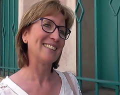 Regressive French divorced teacher