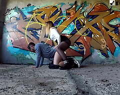 Painting graffiti, fucking a guy with the addition of object cum on my chest