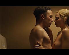 Margot Robbie, Dreamland, Nude Sex Scene