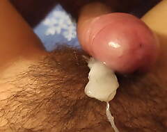 A LOT OF CUM ON HAIRY Fur pie