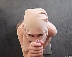 Muslim Arab girlfriend in hijab was fucked while praying