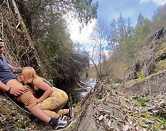 Alice in awe forest – Blonde with regard to a huge pest