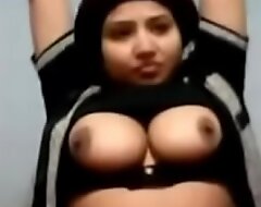 Indian Aunty akin to big boobs in the sky cam