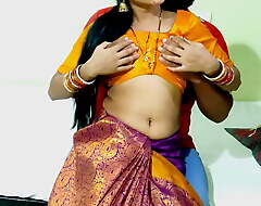 Bengali newly married young aunty xxxfucking on every side Mumbai uncle